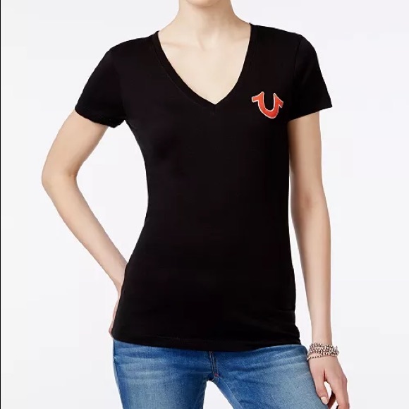 T-Shirt - Picture 2 of 3